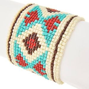 NWT  Seed Bead Aztec Stretch Bracelet